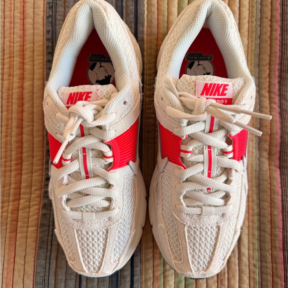 Nike Zoom Vomero 5 White and Pink Women Sz 7